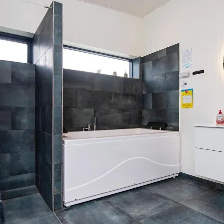 Holiday home 10 Person In *
